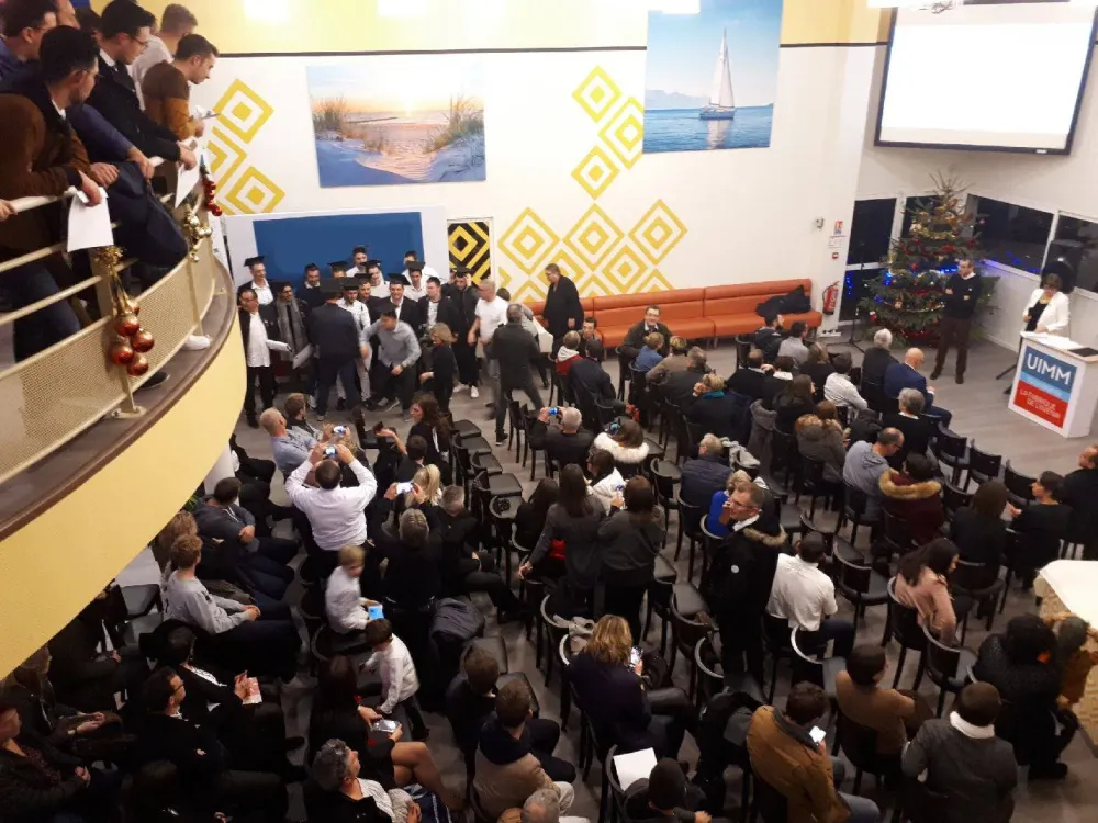 Seminar room hire near Authie